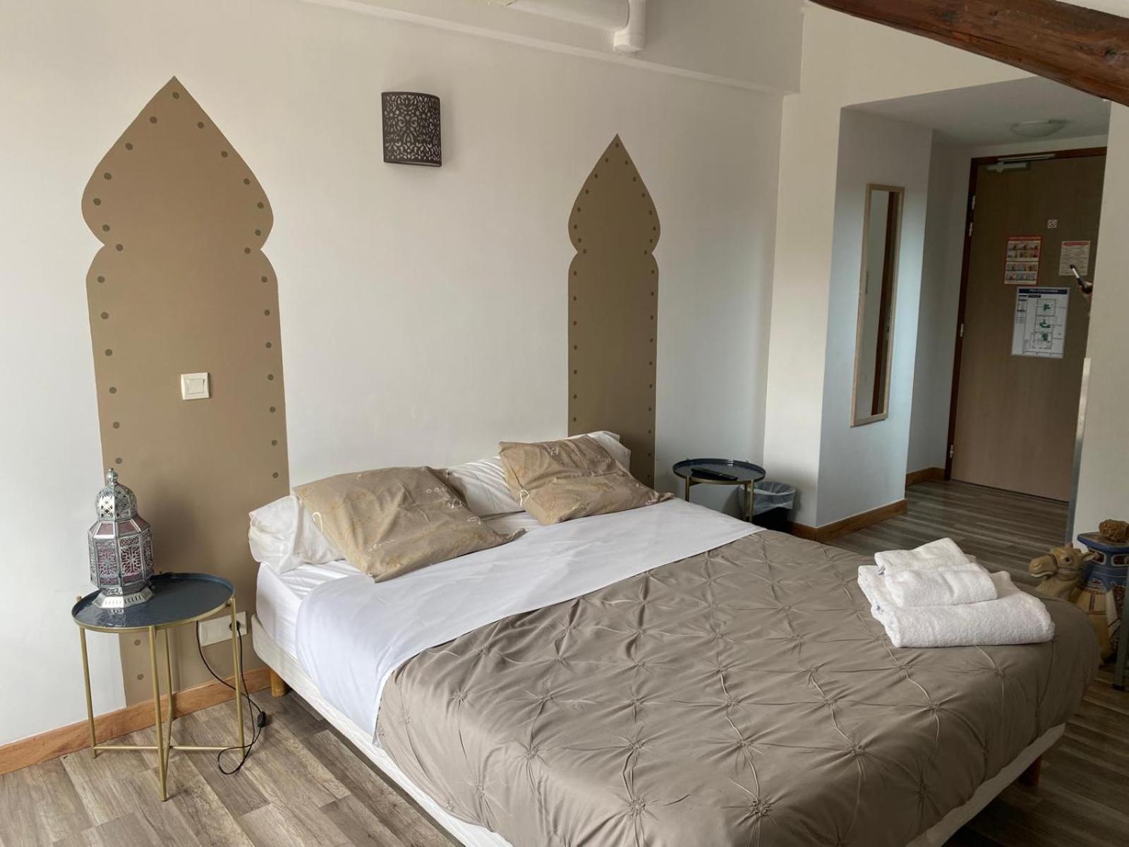 Auberge Les Galets Peyruis Eksteriør billede