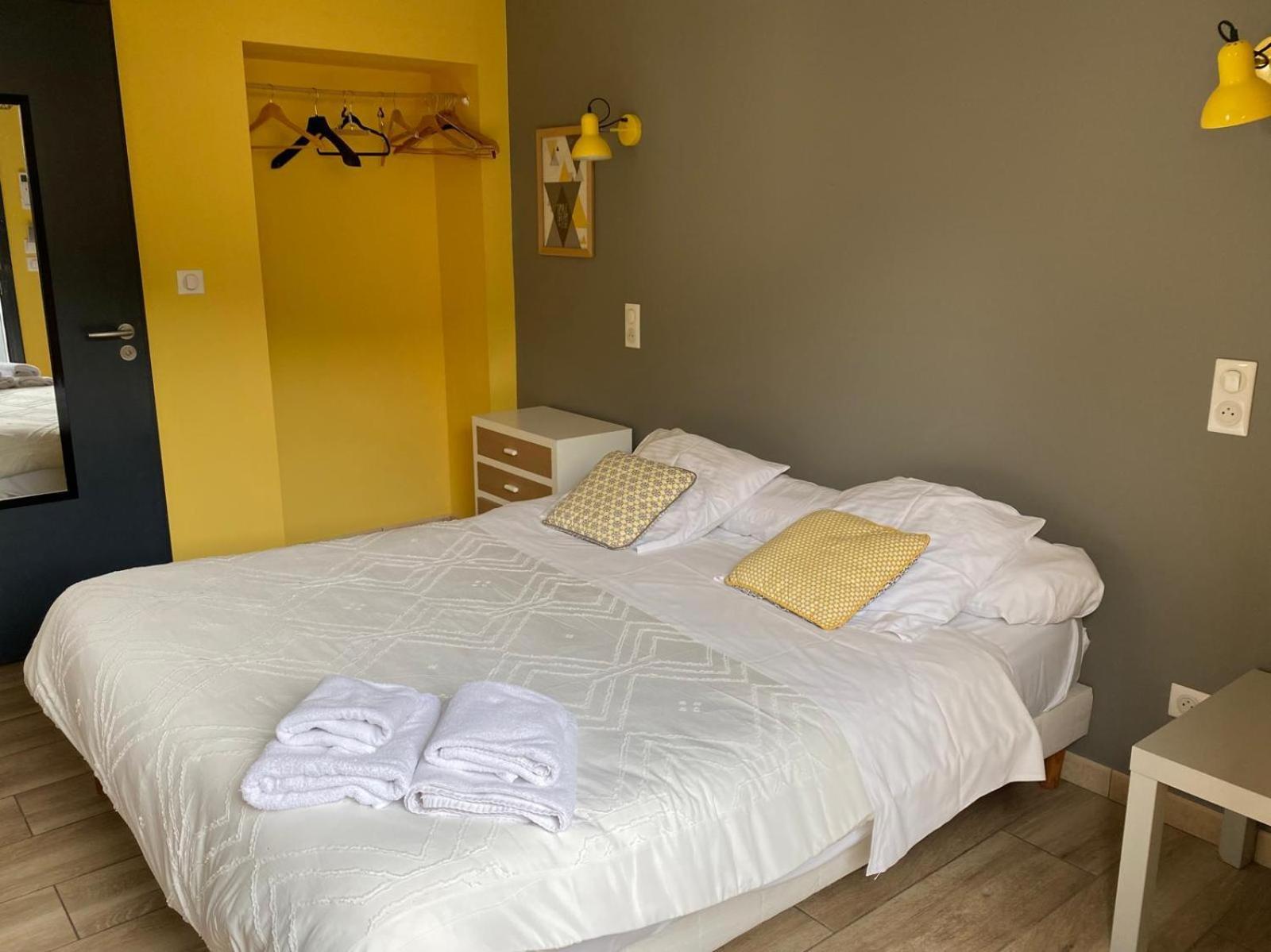 Auberge Les Galets Peyruis Eksteriør billede